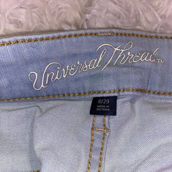 Universal Threads Juniors Size 8/29 Light High Rise Jean Shorts - Picture 4 of 7